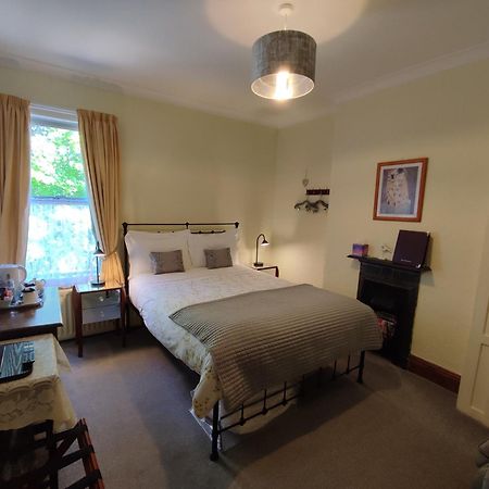 Anton Guest House Bed And Breakfast Shrewsbury Esterno foto