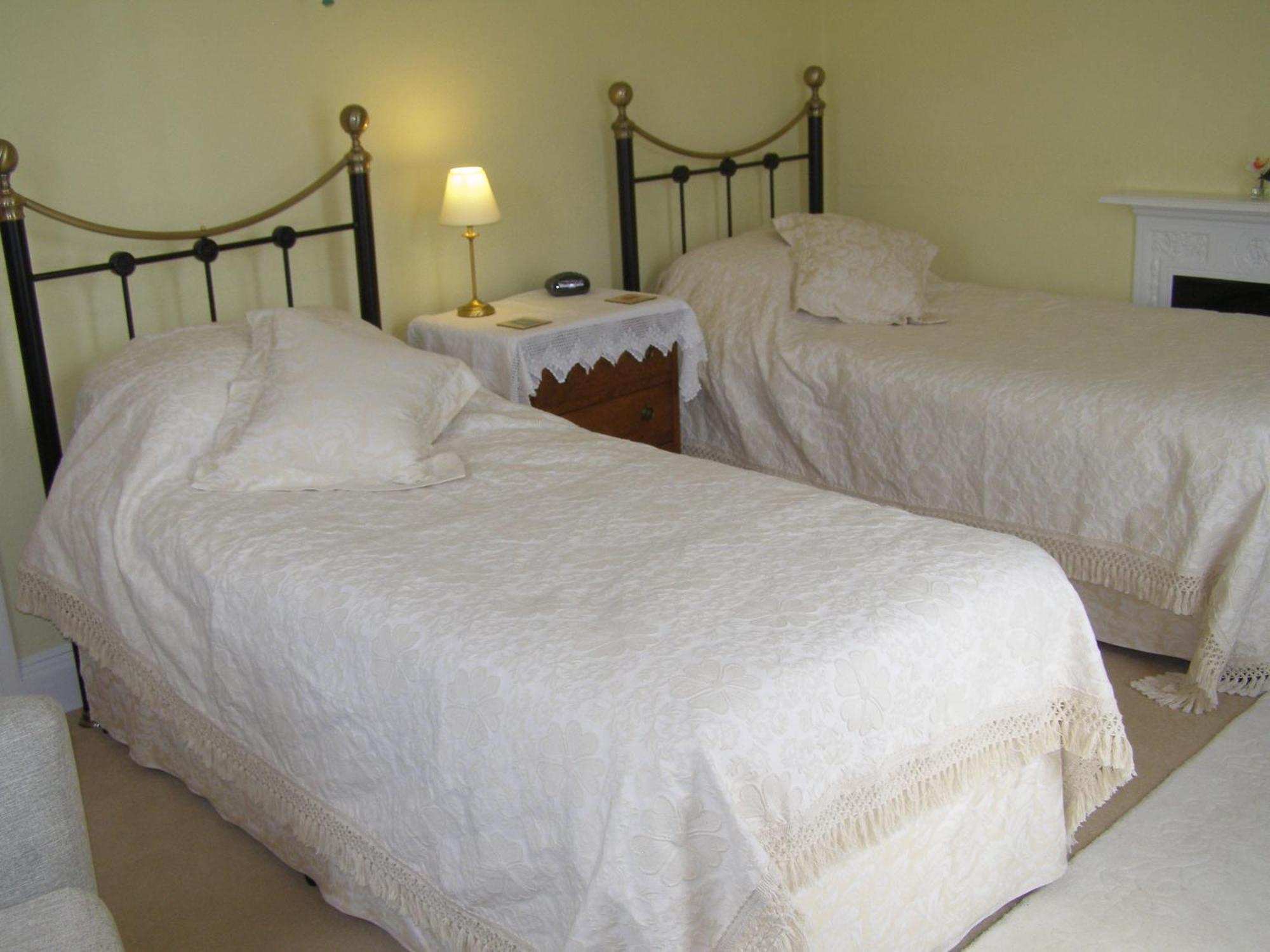Anton Guest House Bed And Breakfast Shrewsbury Esterno foto