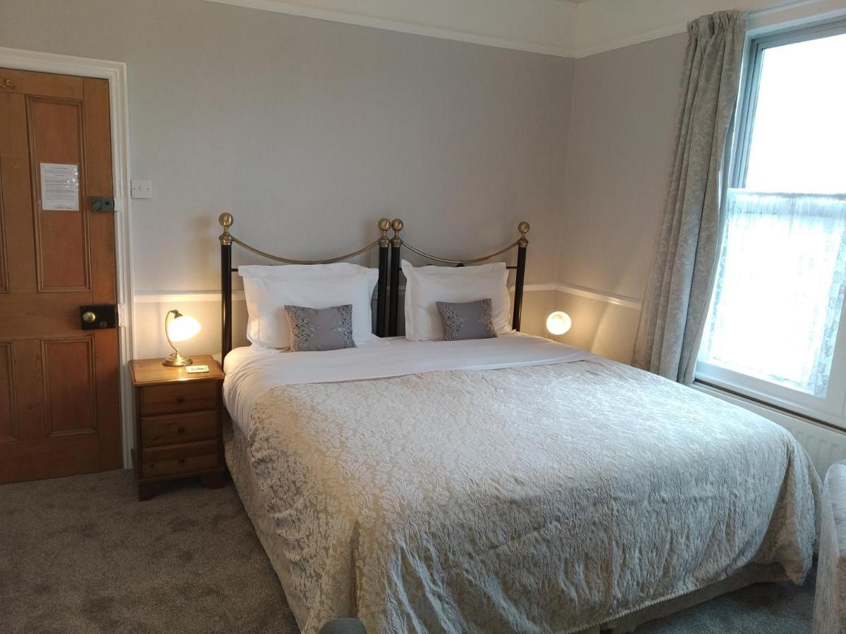 Anton Guest House Bed And Breakfast Shrewsbury Esterno foto